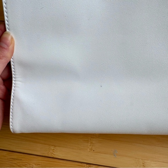 White Telfar Medium Shopping Tote Bag - Picture 4 of 13